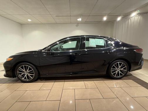 2023 Toyota Camry XLE