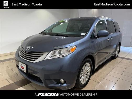 2016 Toyota Sienna XLE