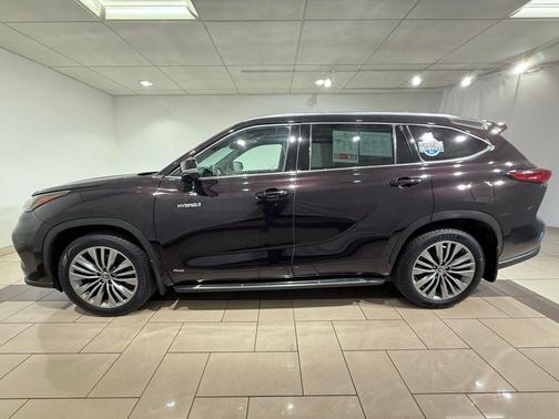 2020 Toyota Highlander Hybrid Platinum