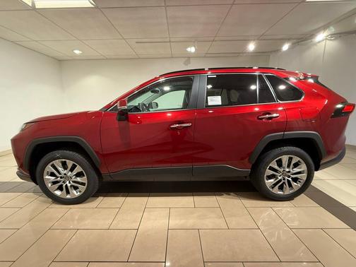 2025 Toyota RAV4 Limited