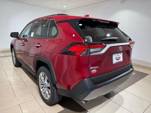 2025 Toyota RAV4 Limited