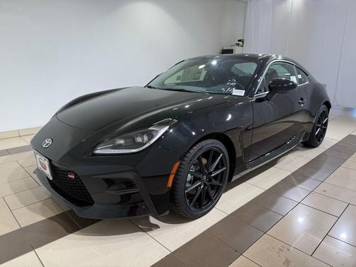 2025 Toyota GR86 Premium