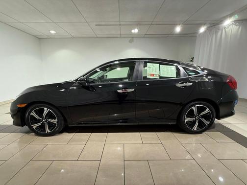 2018 Honda Civic Touring