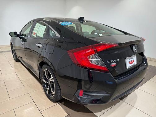 2018 Honda Civic Touring