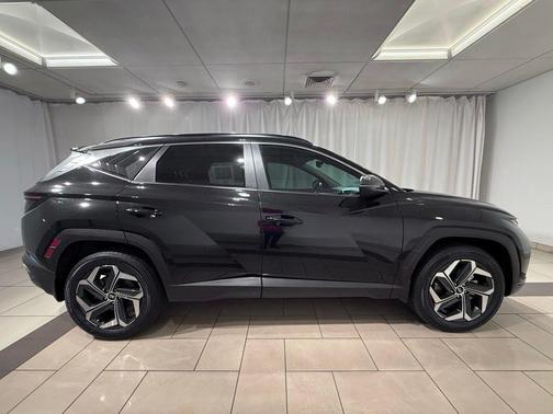 Phantom Black 2023 Hyundai TUCSON SEL