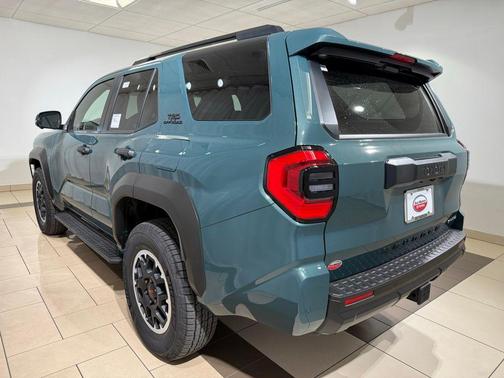 Everest 2026 Toyota 4Runner TRD Off Road Premium