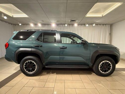 Everest 2026 Toyota 4Runner TRD Off Road Premium