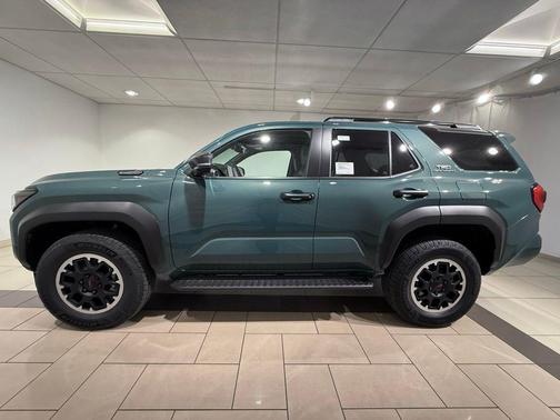 Everest 2026 Toyota 4Runner TRD Off Road Premium