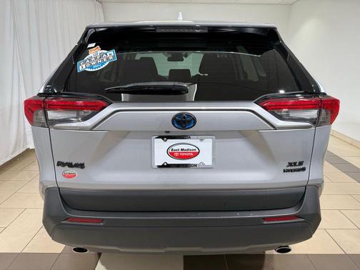 2023 Toyota RAV4 Hybrid XLE