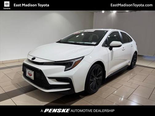 2025 Toyota Corolla Hybrid SE