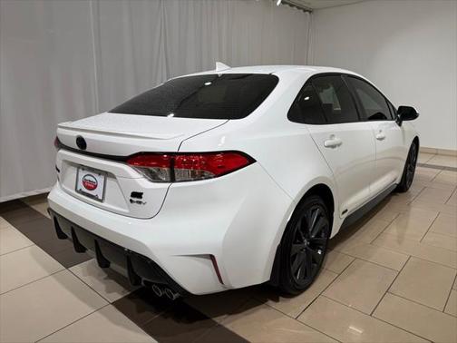 2025 Toyota Corolla Hybrid SE