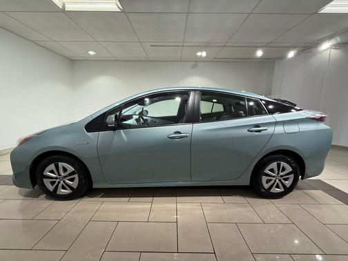2016 Toyota Prius Four