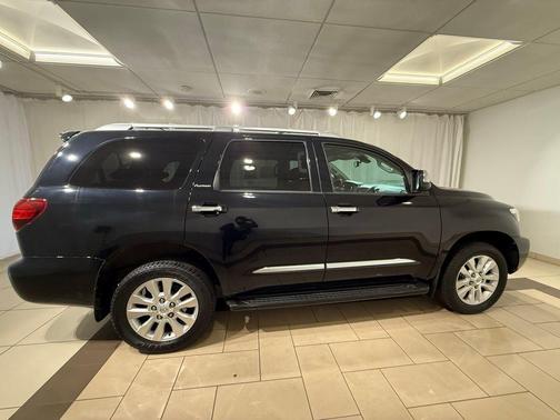 2020 Toyota Sequoia Platinum