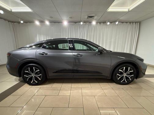 2024 Toyota Crown XLE