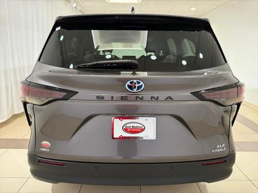 2024 Toyota Sienna XLE 7 Passenger