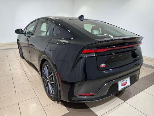 2024 Toyota Prius XLE