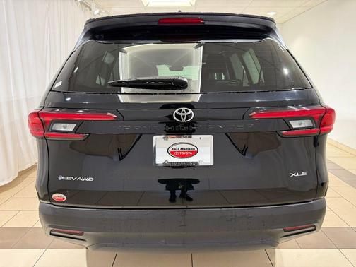 2026 Toyota Grand Highlander Hybrid XLE