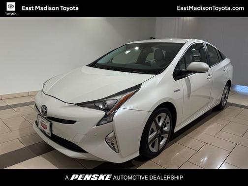 2018 Toyota Prius Four Touring