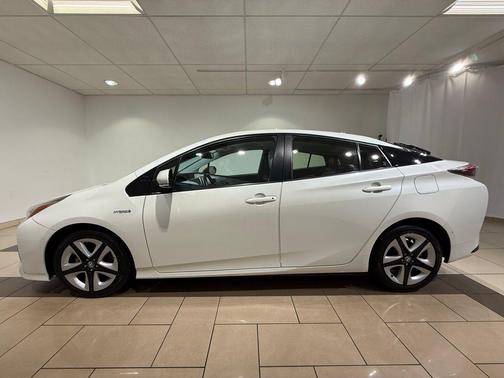 2018 Toyota Prius Four Touring