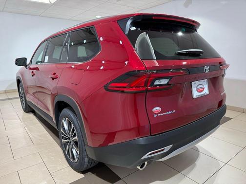 2026 Toyota Grand Highlander Hybrid Platinum MAX