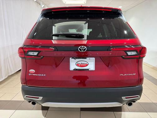 2026 Toyota Grand Highlander Hybrid Platinum MAX