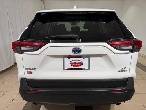 Ice Cap 2024 Toyota RAV4 Hybrid LE