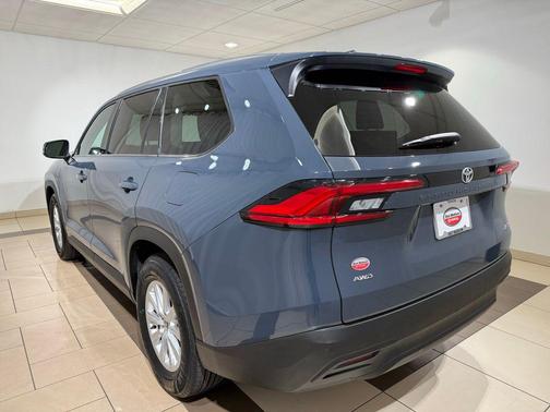 Storm Cloud 2024 Toyota Grand Highlander XLE