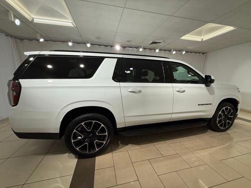 Summit White 2023 Chevrolet Suburban RST