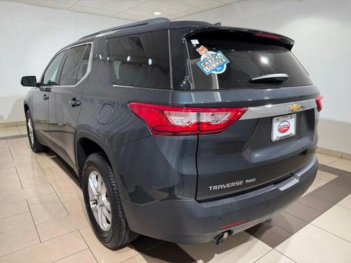 2020 Chevrolet Traverse LT Cloth