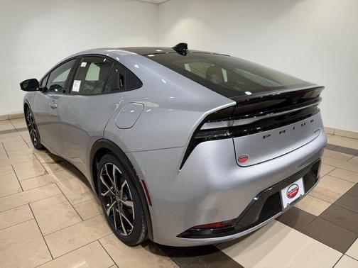 Cutting Edge 2026 Toyota Prius Plug-In Hybrid XSE Premium