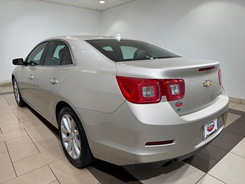Champagne Silver Metallic 2016 Chevrolet Malibu Limited LTZ
