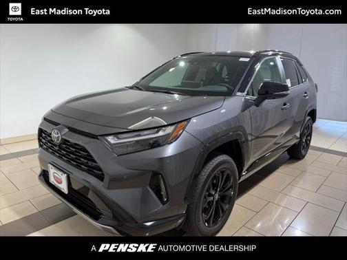 2025 Toyota RAV4 Hybrid SE