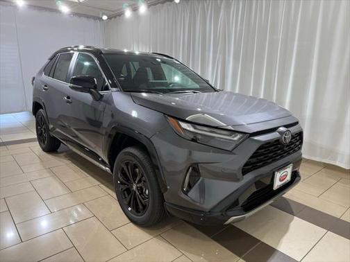 2025 Toyota RAV4 Hybrid SE