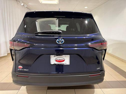 Blueprint 2025 Toyota Sienna LE