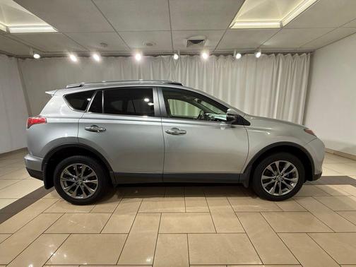 Silver Sky Metallic 2018 Toyota RAV4 Limited