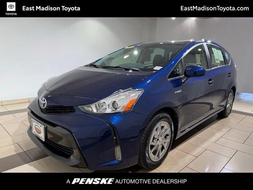 2015 Toyota Prius v Three