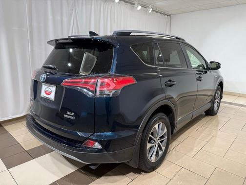 2018 Toyota RAV4 Hybrid XLE