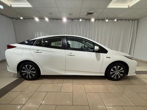 2021 Toyota Prius Prime LE