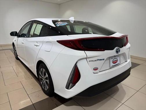 2021 Toyota Prius Prime LE