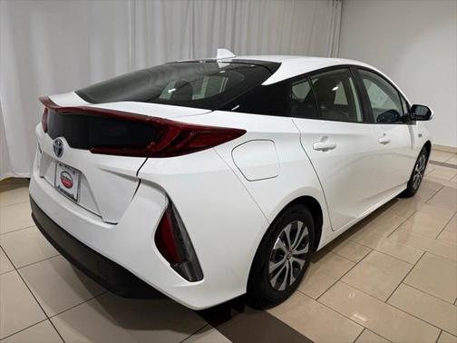2021 Toyota Prius Prime LE