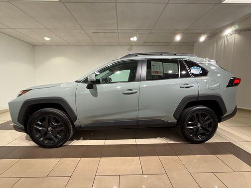 2023 Toyota RAV4 Adventure