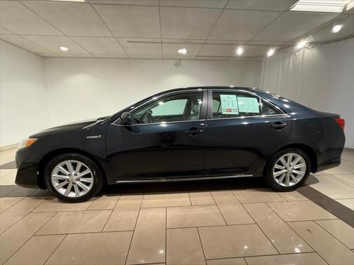 2012 Toyota Camry Hybrid XLE