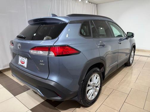 2023 Toyota Corolla Cross LE