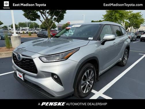 2021 Toyota Highlander Hybrid XLE