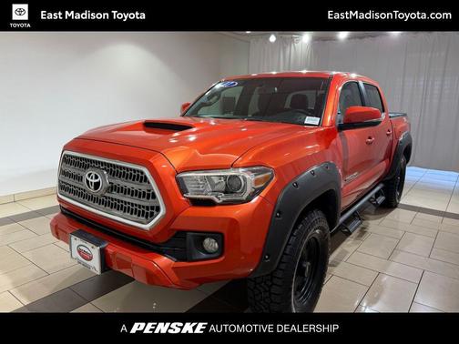 2017 Toyota Tacoma TRD Sport