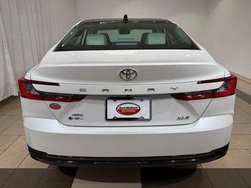 Wind Chill Pearl 2026 Toyota Camry XLE