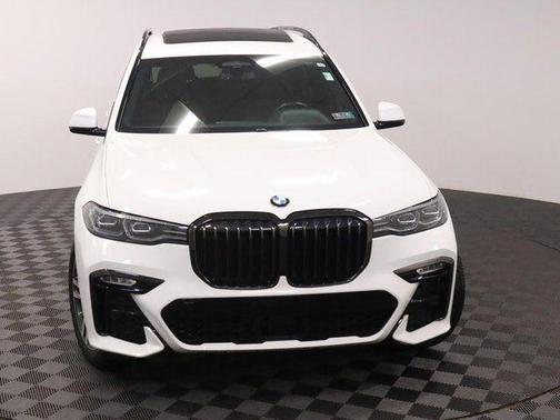 Alpine White 2021 BMW X7 xDrive40i
