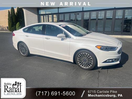 White Platinum Metallic Tri-Coat 2017 Ford Fusion SE