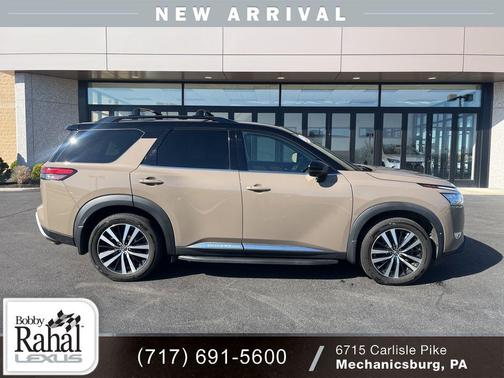 2023 Nissan Pathfinder Platinum 4WD