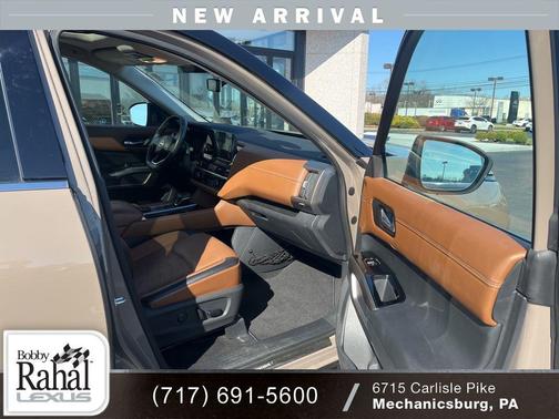 2023 Nissan Pathfinder Platinum 4WD